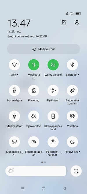 Vælg Lydløs tilstand for at skifte til lydløs tilstand