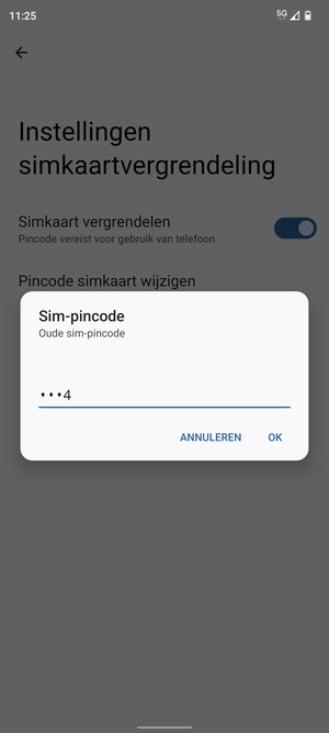 Voer Oude sim-pincode in en selecteer OK
