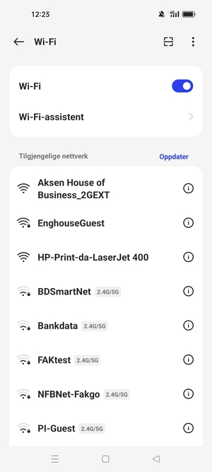 Velg det trådløse nettverket du vil koble til