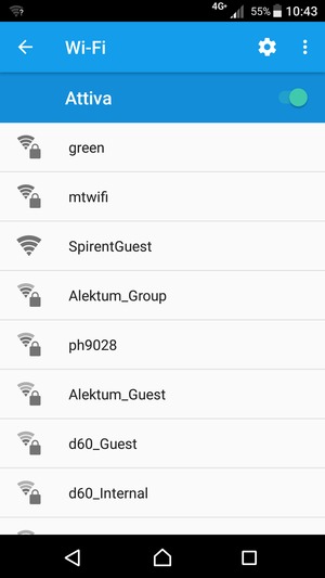 Seleziona la rete wireless a cui desideri connetterti