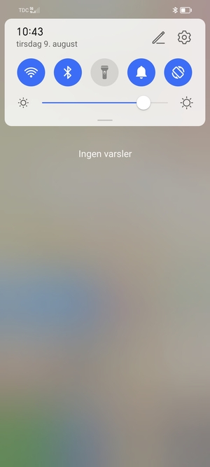 Dra ned toppmenyen igjen