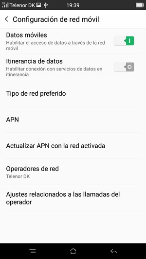 Para cambiar la red en caso de problemas de conectividad, seleccione Operadores de red