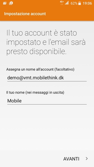 Scegli un nome per il tuo account e inserisci il tuo nome. Seleziona AVANTI
