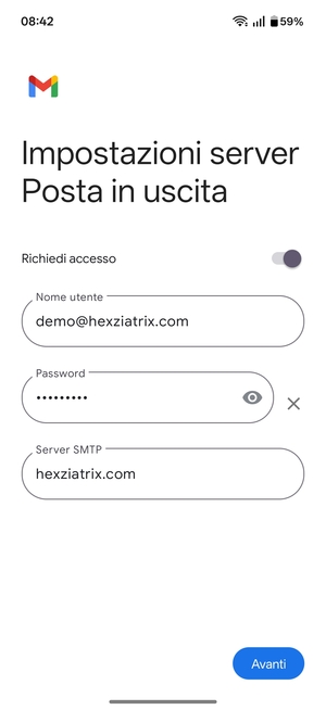 Inserisci l'indirizzo del server di posta in uscita e seleziona Avanti
