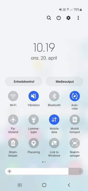 Vælg Vibration for at skifte til lydløs tilstand