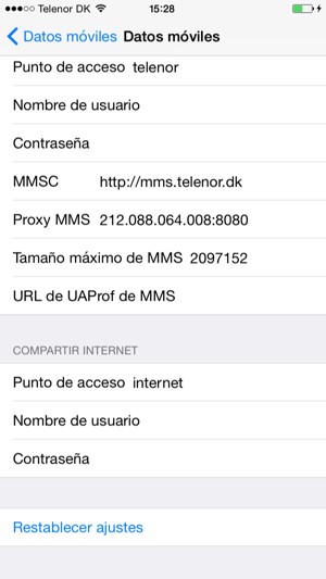 Desplácese y seleccione Restablecer ajustes