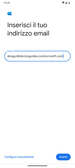 Inserisci il tuo indirizzo email e seleziona Configura manualmente