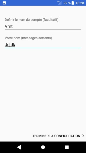Donnez un nom à votre compte et saisissez votre nom. Sélectionnez TERMINER LA CONFIGURATION