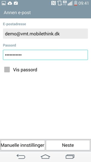 Skriv inn E-postadresse og Passord. Velg Neste