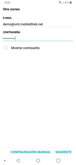 Introduzca su Dirección de correo electrónico y Contraseña. Seleccione SIGUIENTE