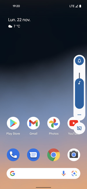 Maintenir appuyé pour baisser le volume au niveau requis