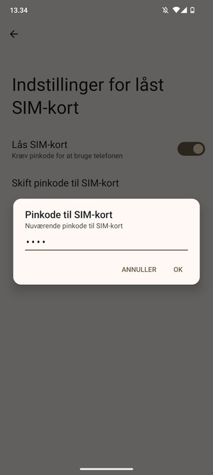 Indtast Nuværende pinkode til SIM-kort og vælg OK