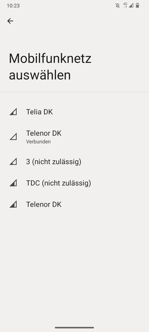 Wählen Sie einen Netzbetreiber von der Liste