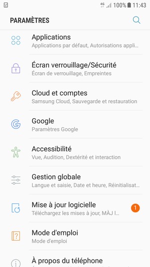 Faites défiler et sélectionnez Cloud et comptes