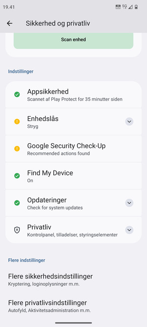 For at ændre PIN-koden til sim-kortet, gå til menuen Sikkerhed og privatliv og scroll til og vælg Flere sikkerhedsindstillinger