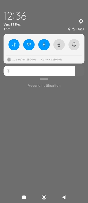 Déroulez à nouveau le menu du haut