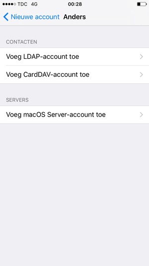 Selecteer Voeg CardDAV-account toe