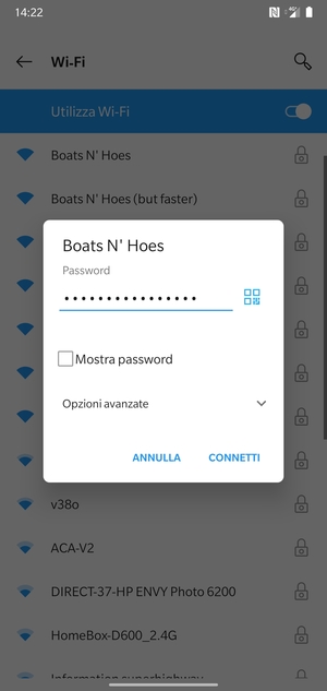 Inserisci la password del Wi-Fi e seleziona CONNETTI