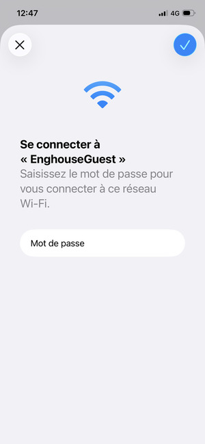 Saisissez le mot de passe du Wi-Fi et sélectionnez OK