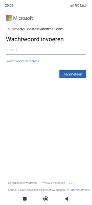 Voer uw Hotmail wachtwoord in en selecteer Aanmelden