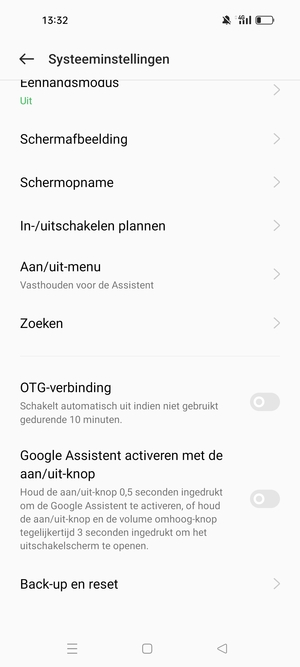 Scroll naar en selecteer Back-up en reset