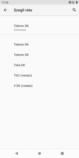 Seleziona un operatore di rete dall'elenco