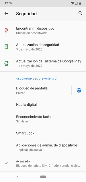 Para cambiar el PIN de la tarjeta SIM, desplácese y seleccione Avanzado