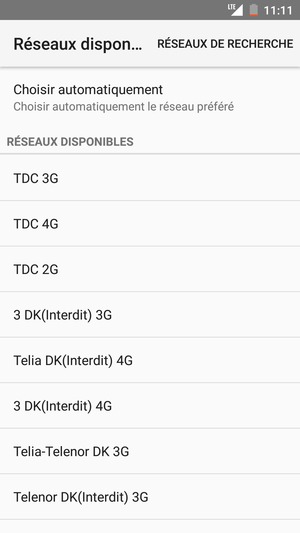 Sélectionnez un opérateur réseau dans la liste