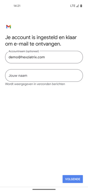 Geef uw account een naam en voer uw naam in. Selecteer VOLGENDE