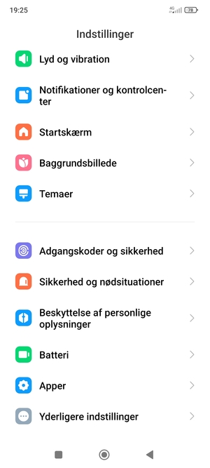 Scroll til og vælg Adgangskoder og sikkerhed