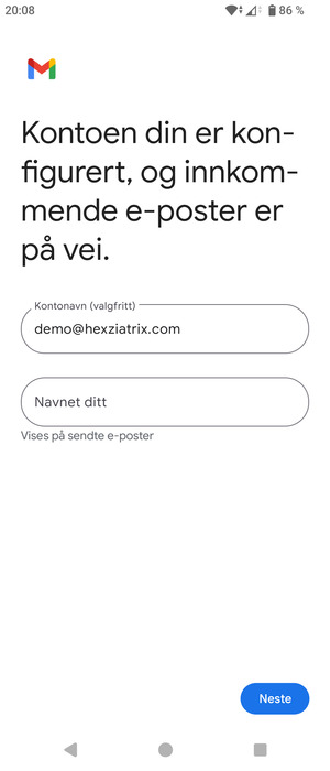 Gi kontoen din et navn, og skriv inn navnet ditt. Velg Neste