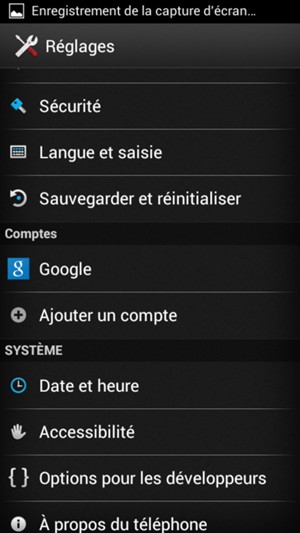 Retournez au menu Réglages et sélectionnez Google