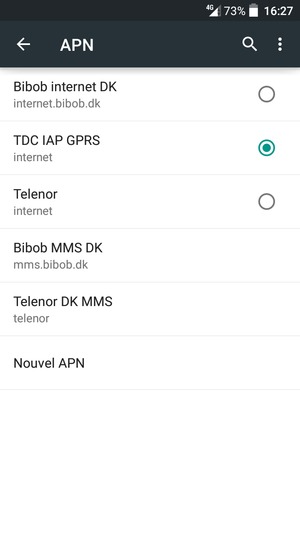 Si votre écran ressemble à ceci, sélectionnez Nouvel APN