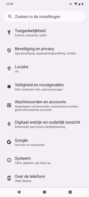 Keer terug naar het Instellingen menu en selecteer Wachtwoorden en accounts