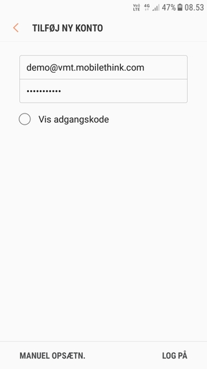 Indtast din e-mailadresse og adgangskode. Vælg LOG PÅ