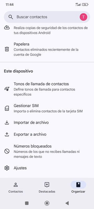 Desplácese y seleccione Gestionar SIM