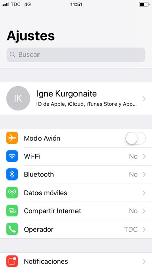 Seleccione ID de Apple, iCloud, iTunes  Store y App...