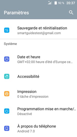 Faites défiler et sélectionnez À propos du téléphone