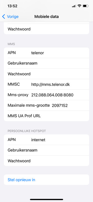 Scroll naar en selecteer Stel opnieuw in