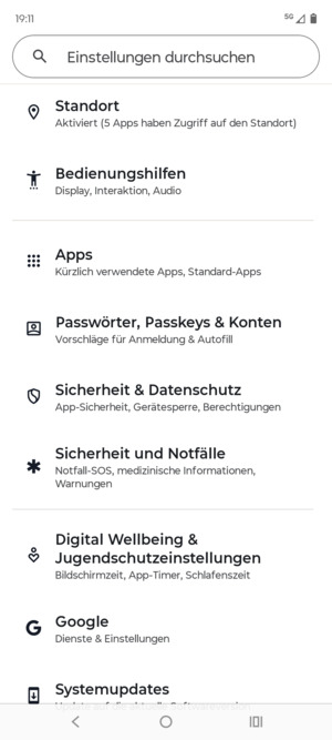 Scrollen Sie und wählen Sie Sicherheit & Datenschutz
