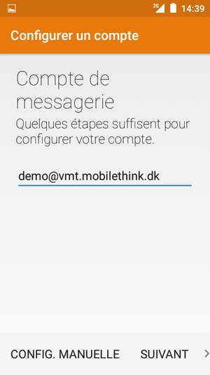 Saisissez votre adresse e-mail et sélectionnez SUIVANT