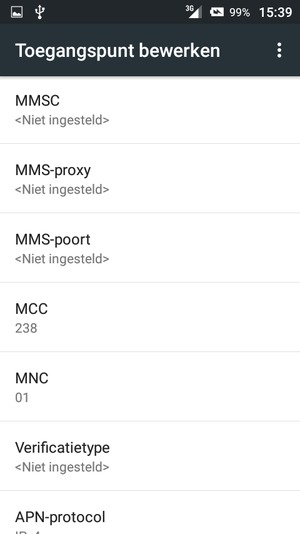 Scroll naar beneden en voer mms-gegevens in