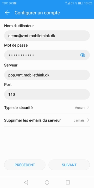 Saisissez votre Nom d'utilisateur et l'adresse du serveur entrant. Sélectionnez SUIVANT