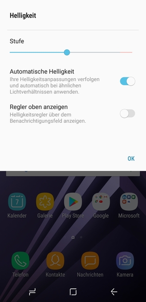 Schalten Sie Automatische Helligkeit ein und wählen Sie OK