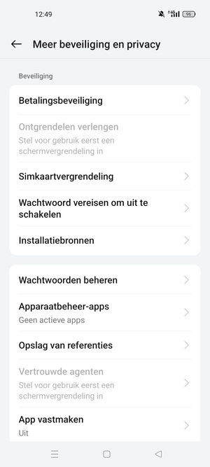Scroll naar en selecteer Simkaartvergrendeling