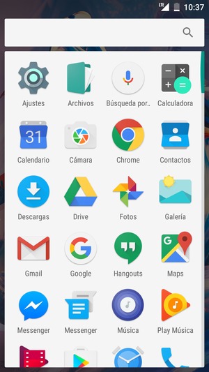Desplácese y seleccione Ajustes