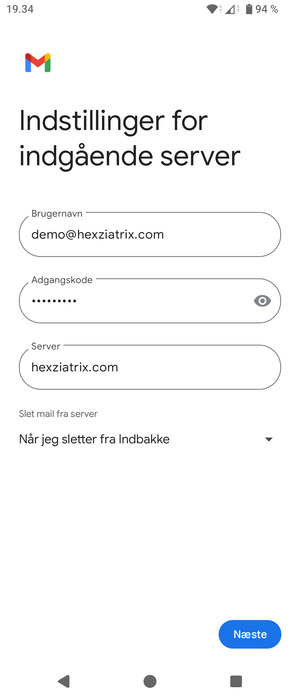 Indtast Brugernavn og indgående serveradresse. Vælg Næste