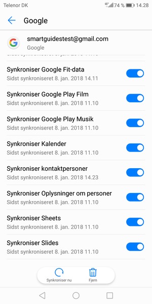 Kontroller at Synkroniser kontaktpersoner er valgt