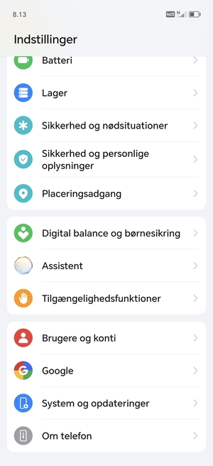 Scroll til og vælg System og opdateringer