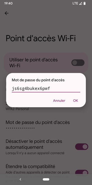 Saisissez un mot de passe de hotspot Wi-Fi d'au moins 8 caractères et sélectionnez OK